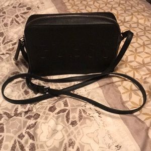 Guess | Bags | Guess Black Cross Body Purse | Poshmark
